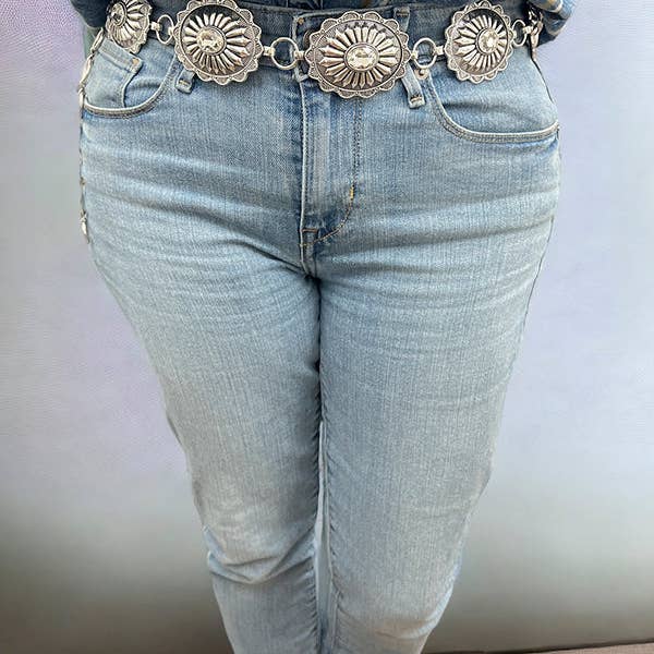 Oval Concho Gem Accent Belt