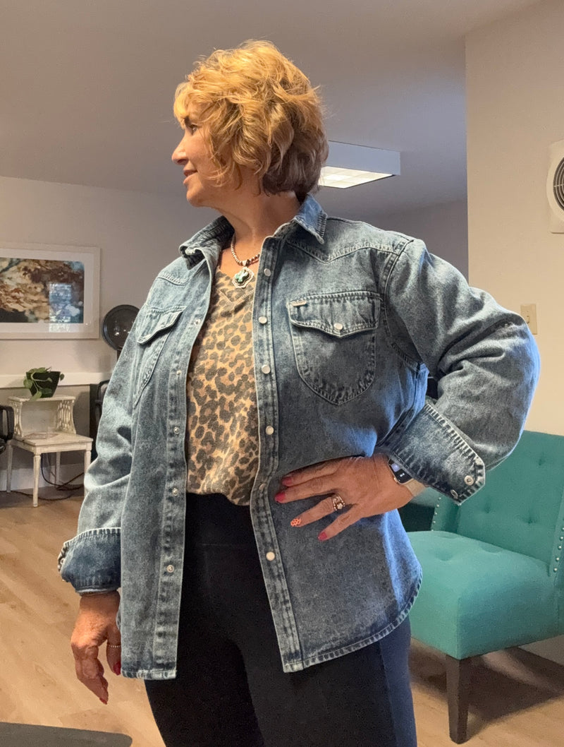 Light Stone Wash Denim Pearl Snap L/S