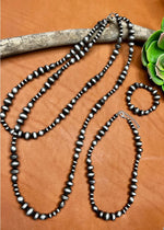 Amarillo Short Necklace