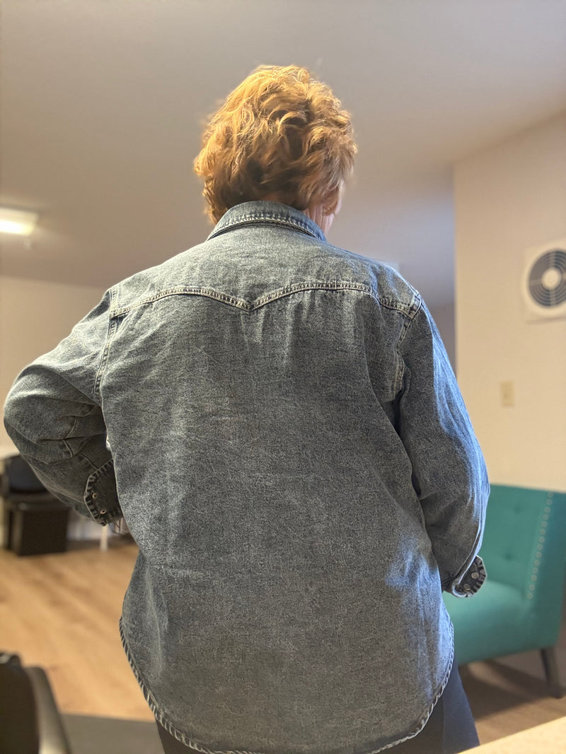 Light Stone Wash Denim Pearl Snap L/S