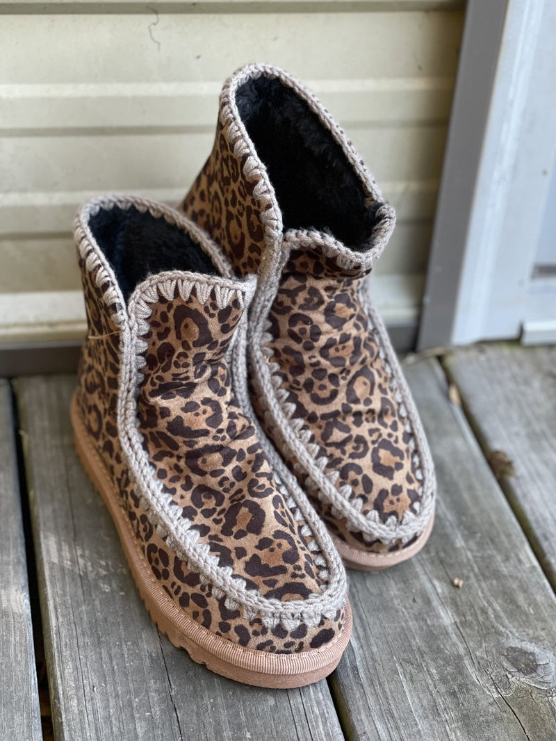 Marvi Tan & Leopard