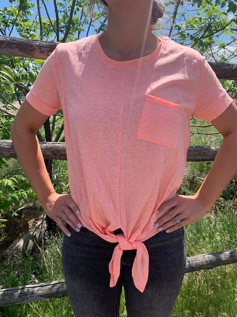 Short Sleeve Tie Top (Peach)